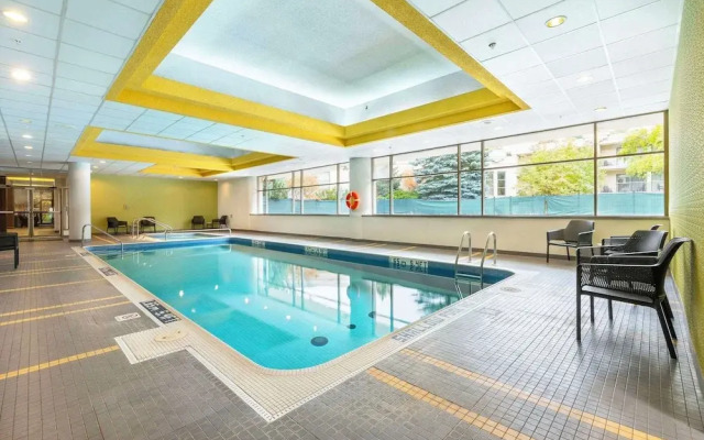 Holiday Inn Hotel & Conference Centre