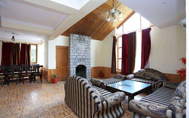 OYO 7008 Astha Cottage