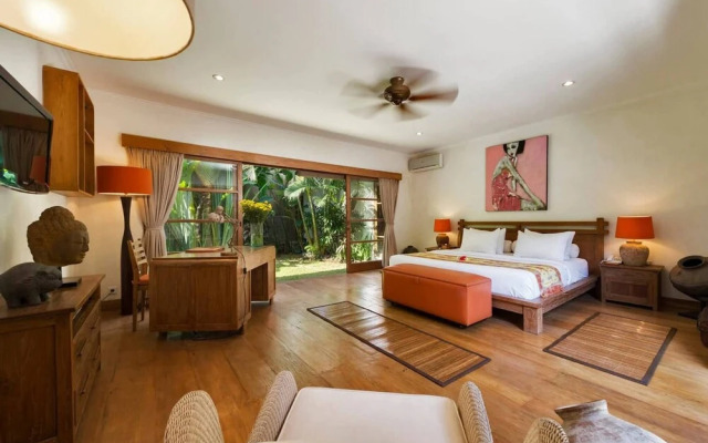 Stunning Palm Villa And Fantastic Experience