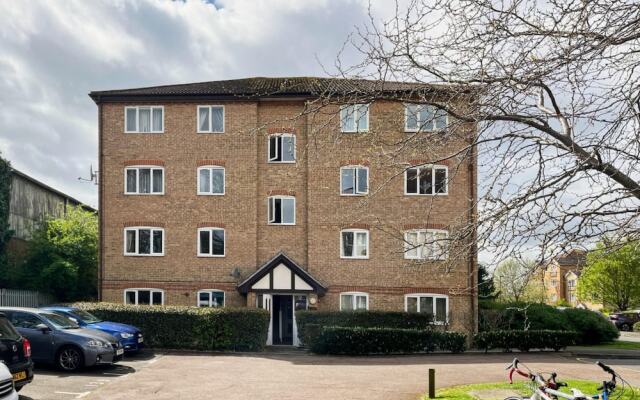 The Twickenham Wonder - Lovely 1bdr Flat With Parking