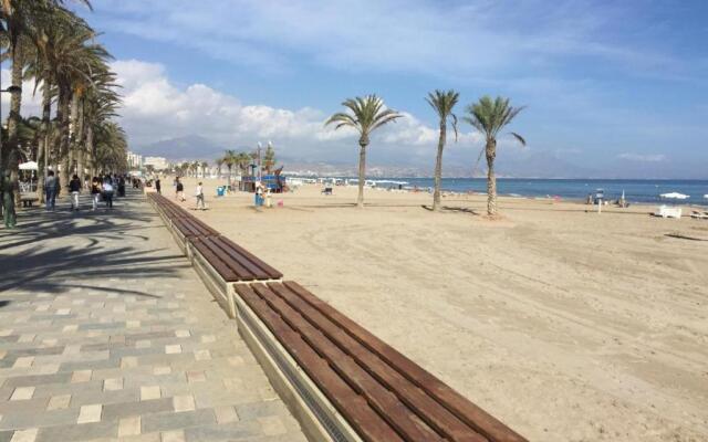 Lovely Beach House with Terrace San Juan Alicante