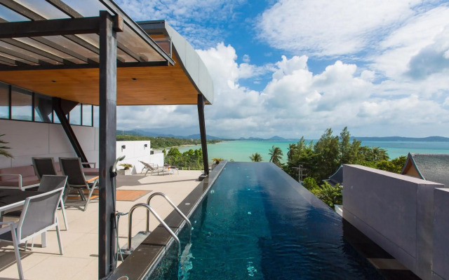 AQUA Villas Rawai