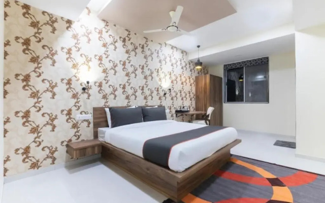 Hotel Greenwood by OYO Rooms