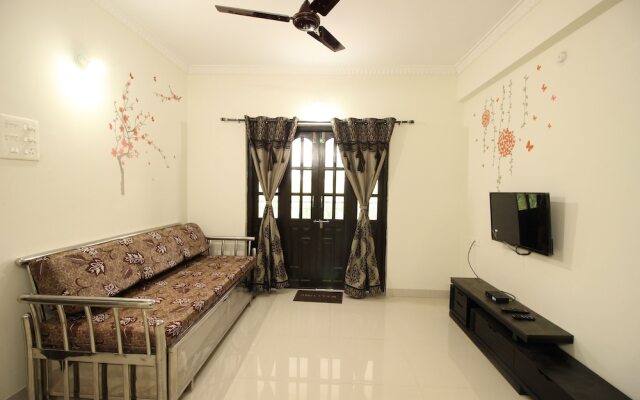 OYO 9889 Home Emblazoned 1 BHK Candolim