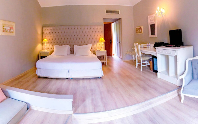 Village Park Resort & Spa