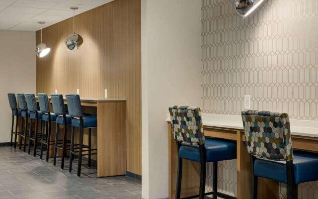 Microtel Inn & Suites by Wyndham Gambrills