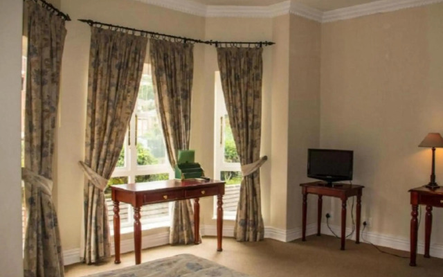 Redlands Hotel