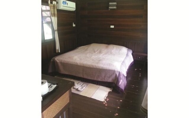 For Rest Resort