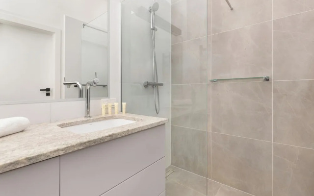 17th Floor Gdansk Apartment by Renters