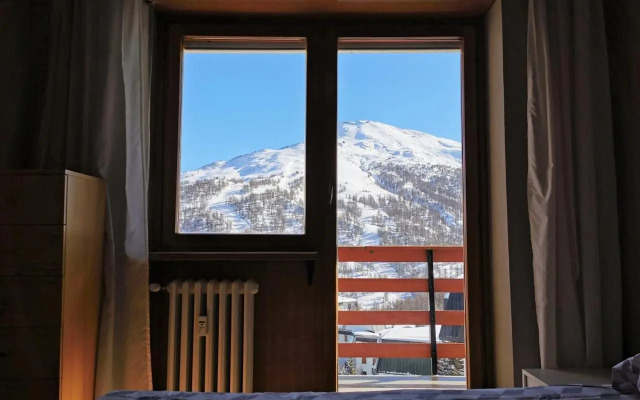 Hostdomus - Color Apartment