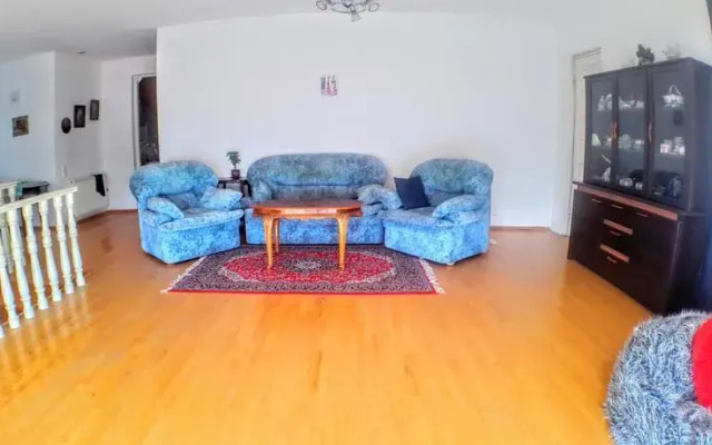 Vacation House Rustaveli