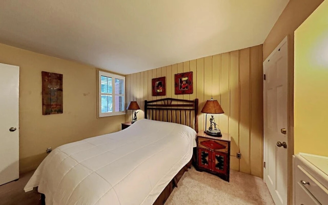 Two Bedroom Condos With Mountain Views at 1849 Condos