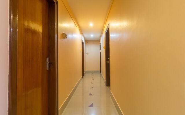 OYO 7359 Hotel Rhino