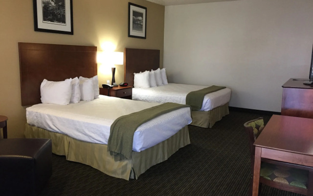 Dinosaur Inn & Suites