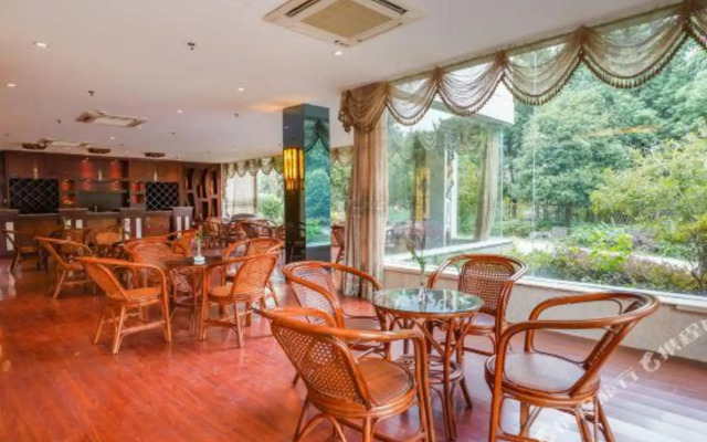 Baojia Garden Hotel