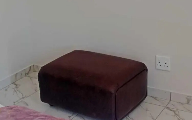 Newcastle Thully guest house