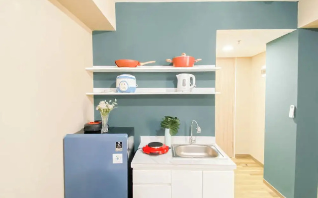 Soft Minimalist Studio Room At Meikarta Apartment