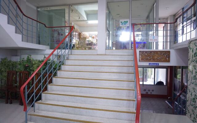 Ranong Boutique Hotel and Mall