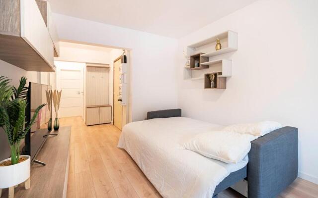 Menton Cosy 2 pièces rénové avec Parking