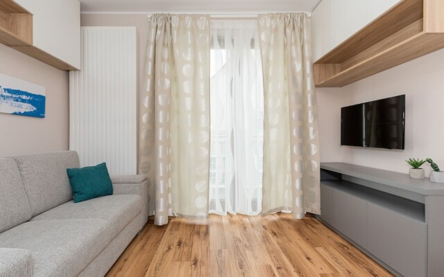 Apartment Poznan Dominikanska by Renters