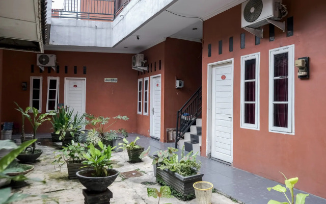 Djaboerigin Mongonsidi Guest House RedPartner