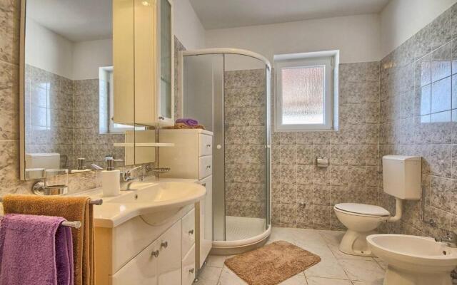 Holiday Home Nina&Tea