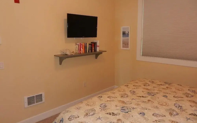 Keystone Vacation Rentals - Tidal Treasure Condo