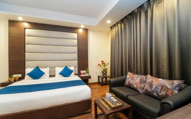Hotel Glenroy By DLS Hotels