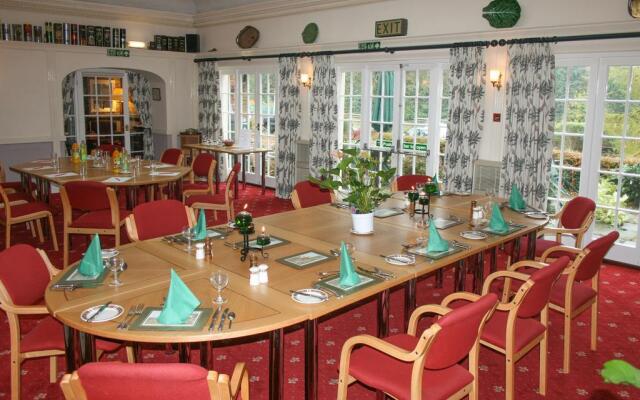 Lydney House - Guest house