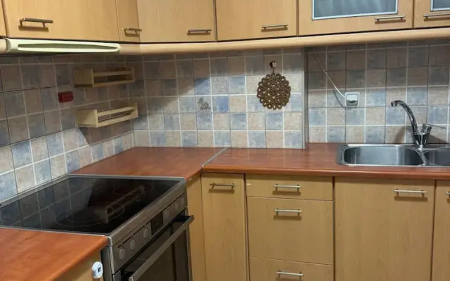 Central Apartment - At086