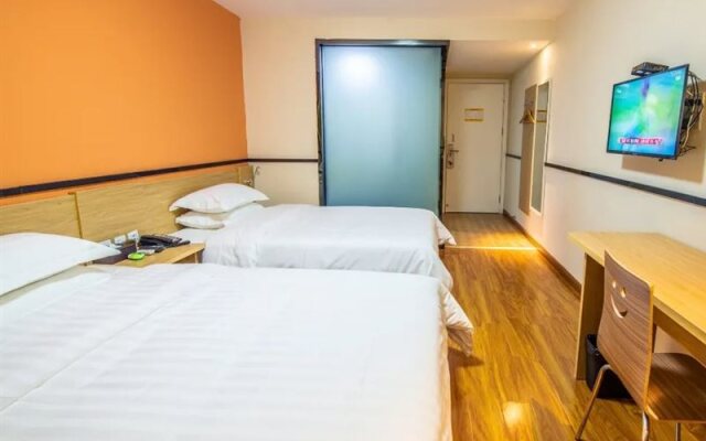 Orange Fashion Apartment (Guangzhou Xiajiao Metro Station)