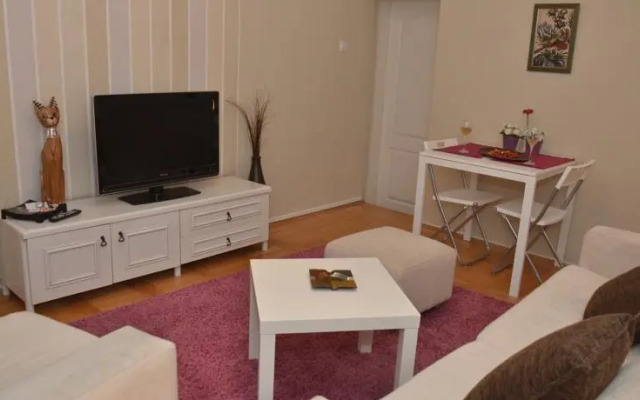 Central Station Apartments