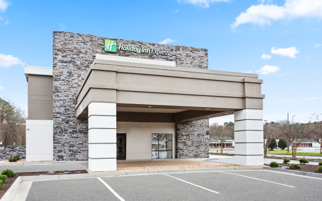 Holiday Inn Express Hopewell - Fort Lee Area, an IHG Hotel