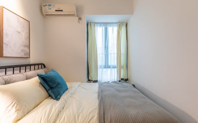 Locals Boutique Apartment Huafa Plaza 11