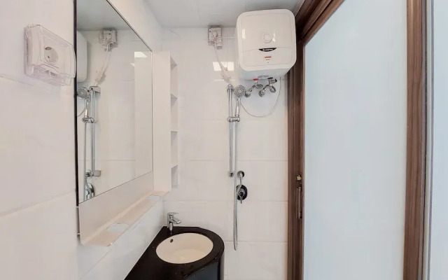 Gorgeous and Comfy Studio Sky House BSD Apartment