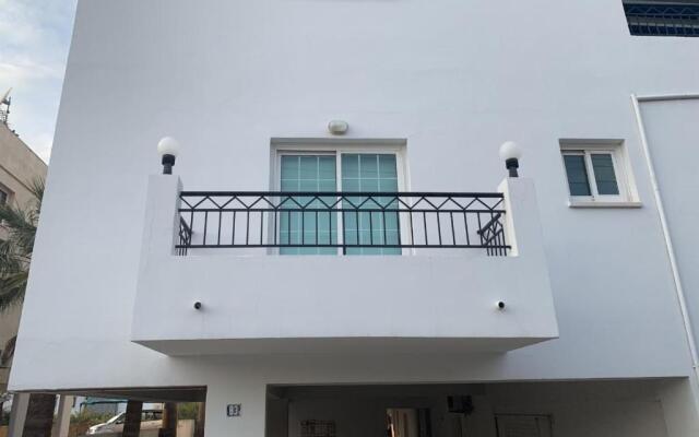 Kika Court 2