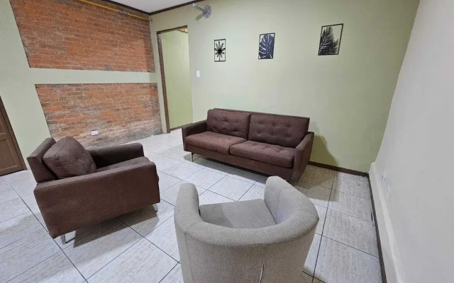 Hostel La Cali Inn