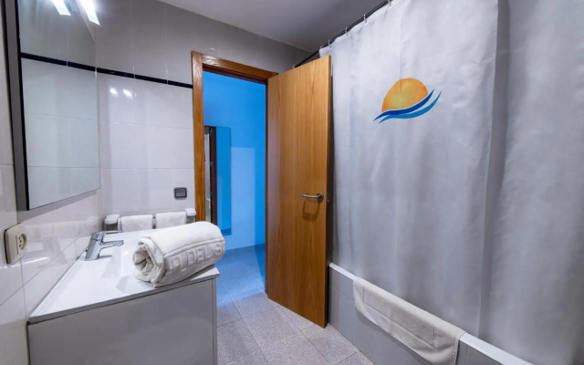 Apartamentos Isla del Sol Aparthotel