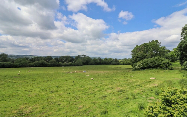 Valley Lodge 4 - North Wales Eco Lodges