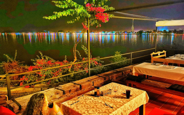 Ece Hotel Sovalye Island