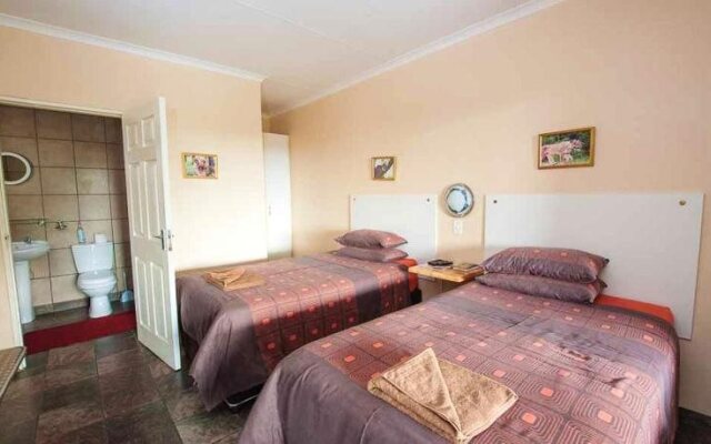 Ingwe Guesthouse