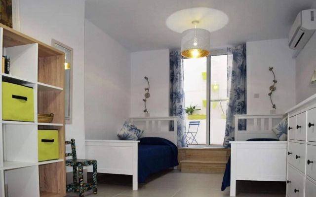 Private Apartment in Pembroke St Julians