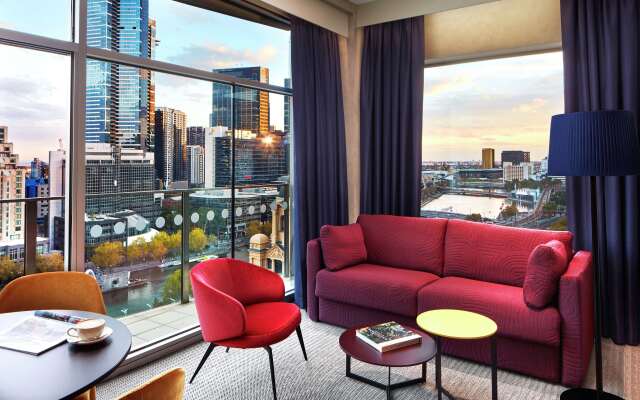 DoubleTree by Hilton Hotel Melbourne - Flinders Street