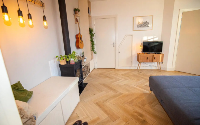 Cute Beach House (4p), Free Parking