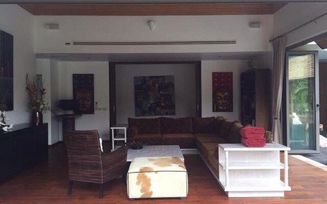 Layan Hill Pool Villa by BYG