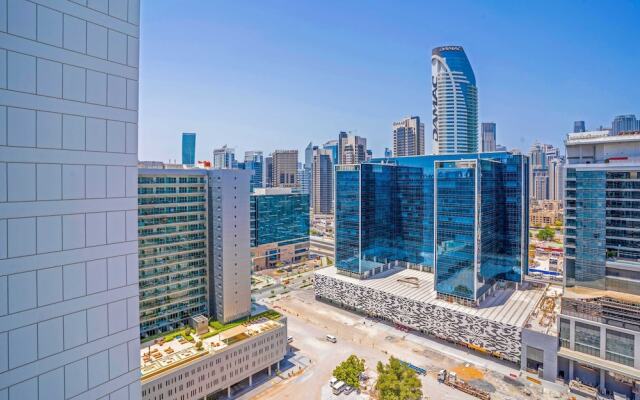 Heart Of Business Bay Burj Khalifa View