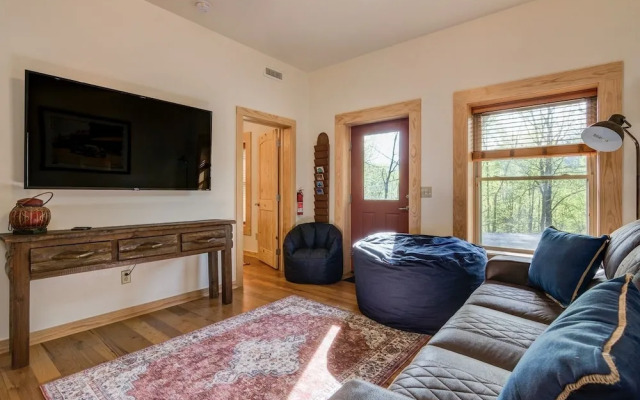 Lakey Gap Lodge - 4 Br Cabin