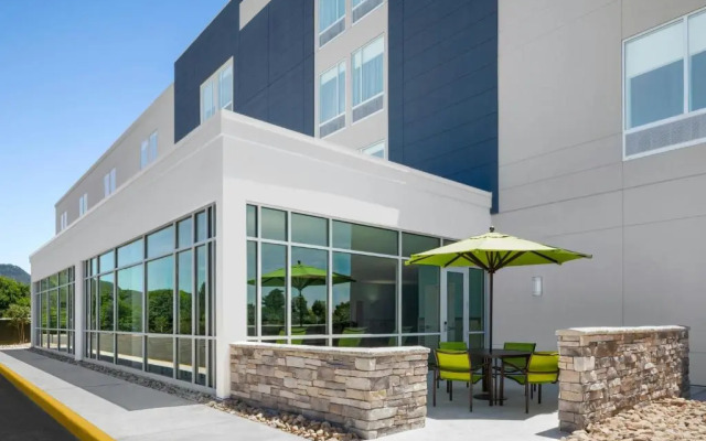 SpringHill Suites Roanoke North