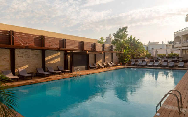 Athineon Hotel
