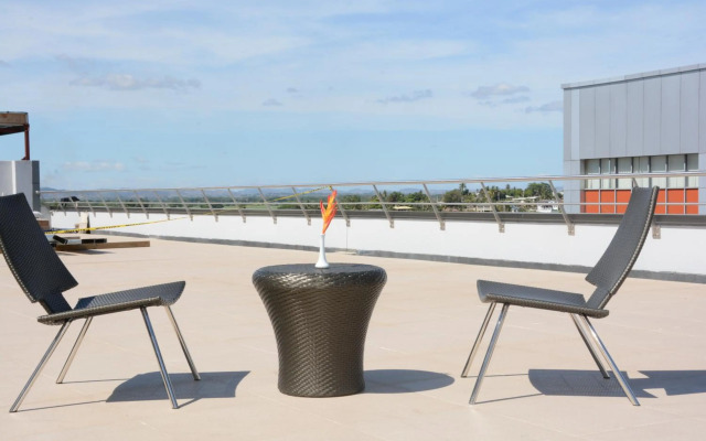 Ratsun Nadi Airport Apartment Hotel